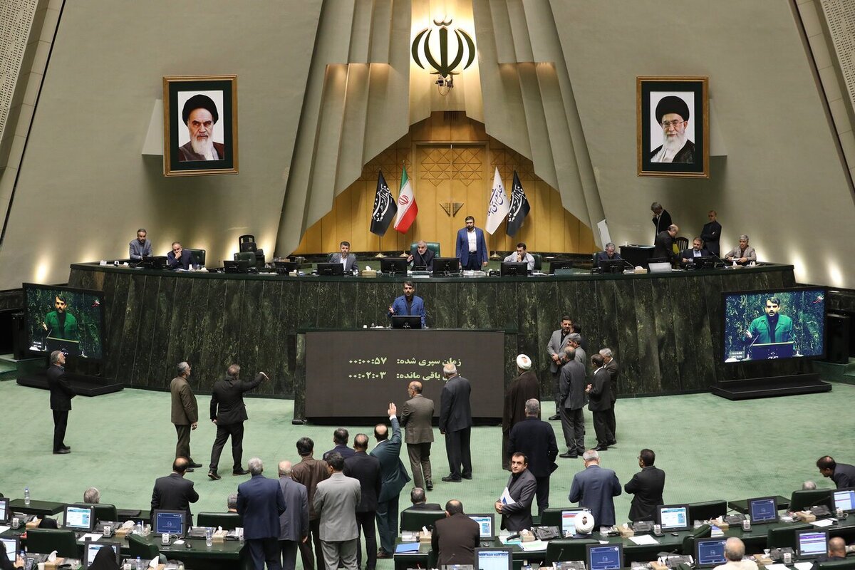 اعلام وصول سؤال از وزرای ورزش و ارتباطات در صحن علنی مجلس