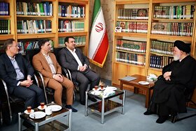 آیت‌الله علم‌الهدی مطرح کرد: بانک ملی محور توان اقتصادی کشور | تسهیل اعطای وام‌های قرض‌الحسنه برای اقشار کم برخوردار