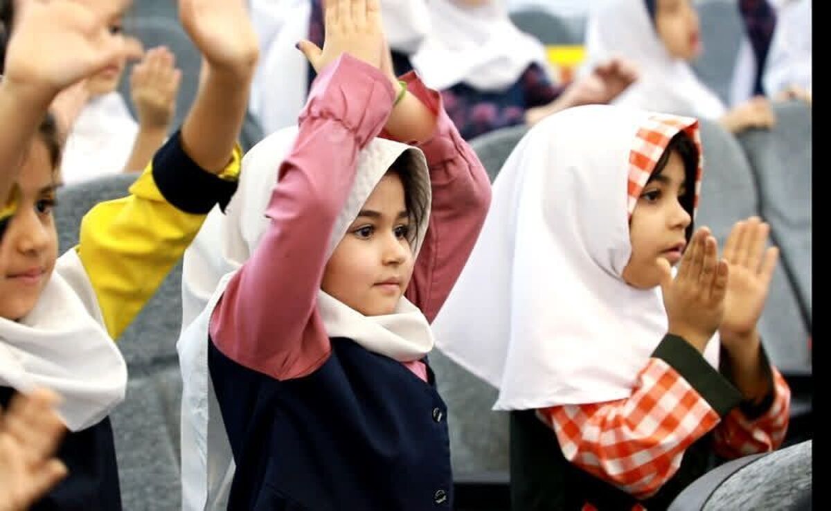 ضرورت آشنایی والدین با مهارت‌های تربیتی نوین