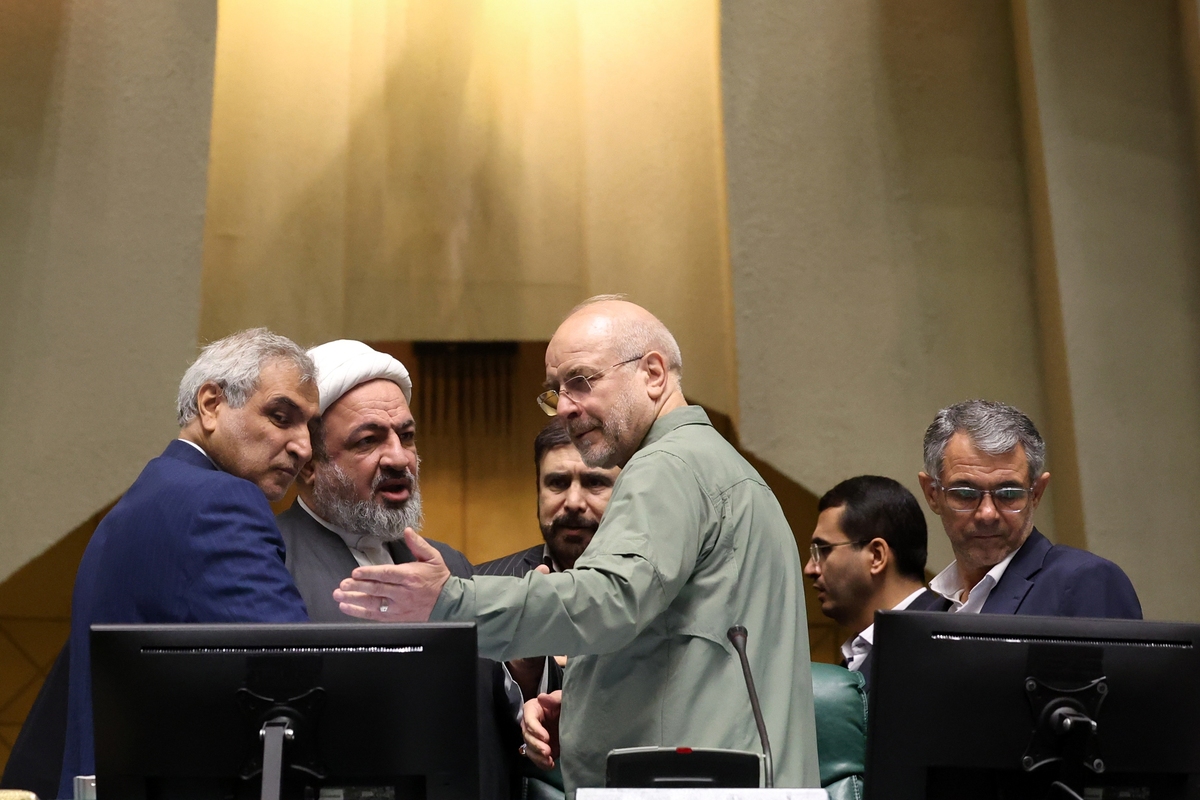 قالیباف: مجلس موظف است تا پایان آبان‌ماه، ایرادات برنامه هفتم را به دولت تقدیم کند