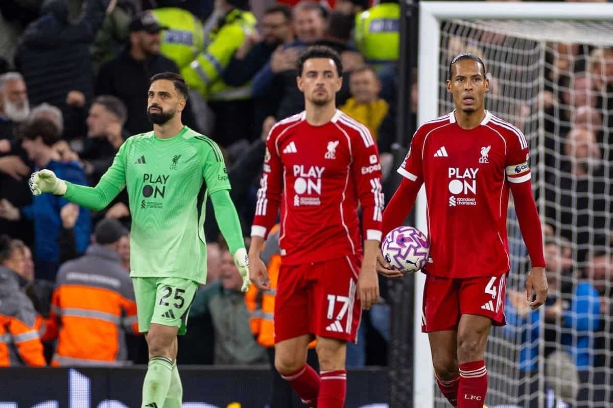 اسطوره یونایتد: لیورپول هیچ شانسی برای قهرمانی ندارد