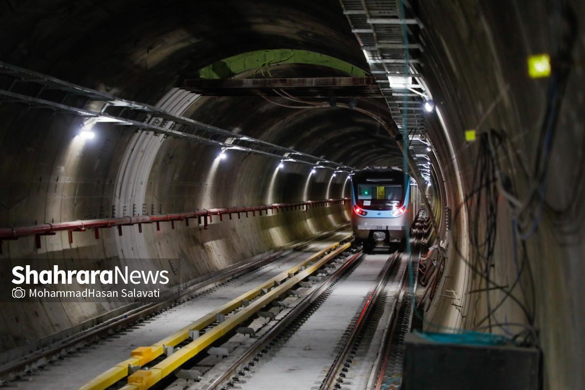 امضای تفاهم‌نامه ۵ هزار میلیارد تومانی شهرداری مشهد با قرارگاه خاتم الانبیاء(ص) برای توسعه مترو