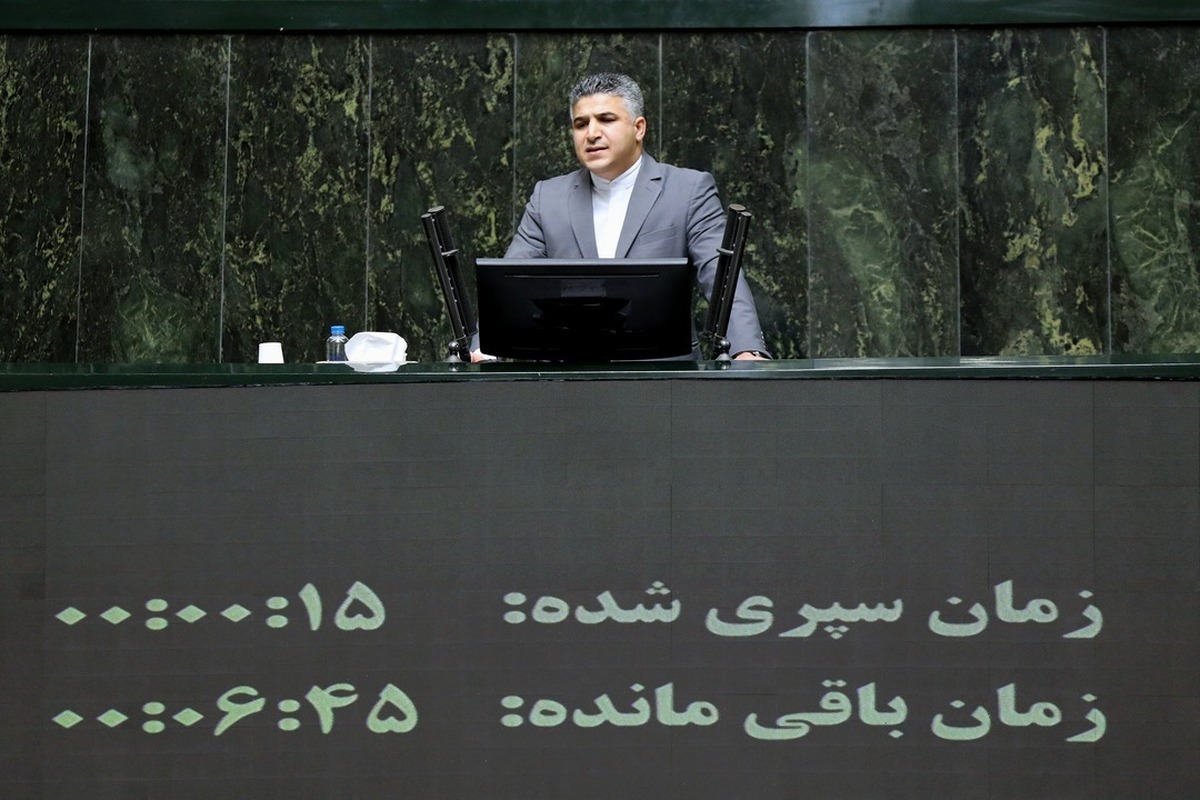 سخنگوی کمیسیون برنامه و بودجه: تکالیف در حوزه ساماندهی نظام دارو و تجهیزات محقق نشده است