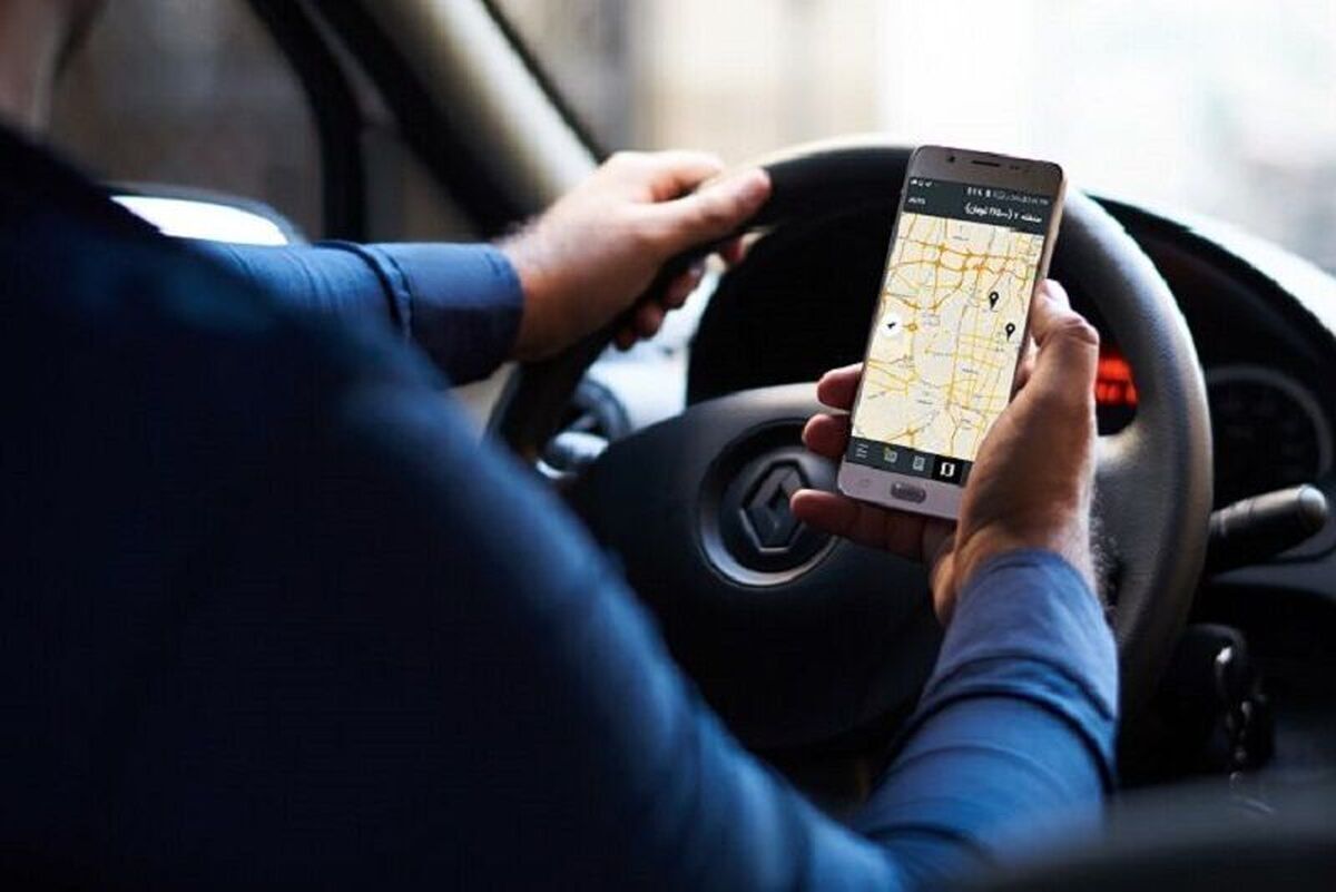 رانندگان تاکسی‌های اینترنتی هم باید مانند همه کارگران با سهم ۷ درصدی بیمه شوند