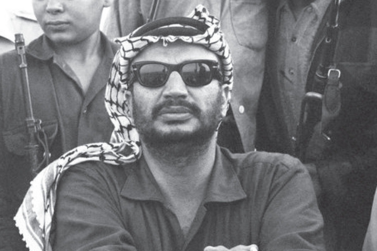 درباره یاسر عرفات و نگاهی به زندگی سیاسی او هم زمان با سالروز درگذشتش​ | زیست دوگانه ابوعمار