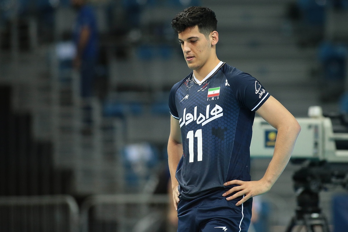 همدردی رهبر معظم انقلاب با خانوادۀ مرحوم صابر کاظمی