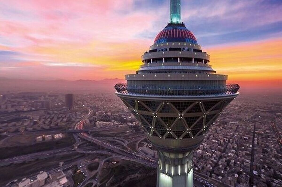 تشکیل شرکت تفریحی و گردشگری در برج میلاد | زیرمجموعه‌های شرکت تا پایان سال ۱۴۰۴ تعیین تکلیف می‌شوند