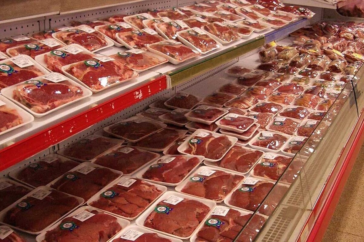 امنیت غذایی کشور با تنوع بخشی به مبادی واردات گوشت قرمز | راه طولانی گوشت تا سفره مردم