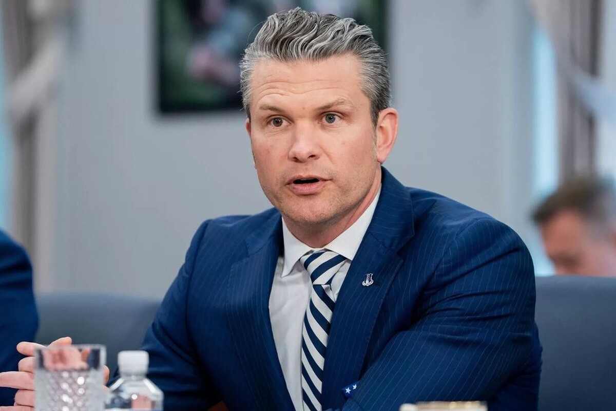 وزیر جنگ آمریکا: اختیارات لازم را برای حمله به گروه‌های مواد مخدر در کارائیب داریم