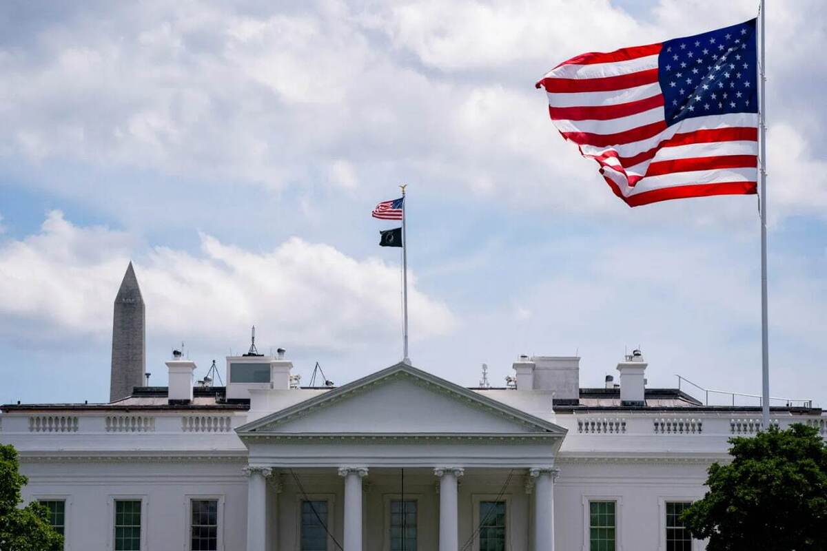 ترامپ به طولانی‌ترین تعطیلی دولت آمریکا پایان داد