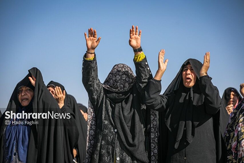 گزارش تصویری | اقامه نماز باران و استغاثه به درگاه الهی در مشهد (۲۲ آبان ۱۴۰۴)