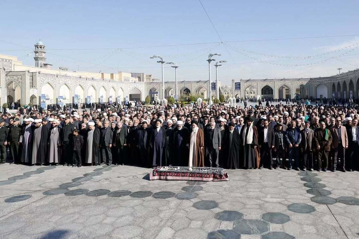 واکنش کاربران شبکه‌های اجتماعی به خاک‌سپاری همشیره تولیت آستان قدس رضوی در بهشت‌رضا(ع)