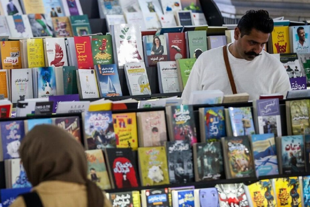 آغاز طرح فروش ویژه «پاییزه کتاب» هم‌زمان با هفته کتاب ۱۴۰۴ + جزئیات