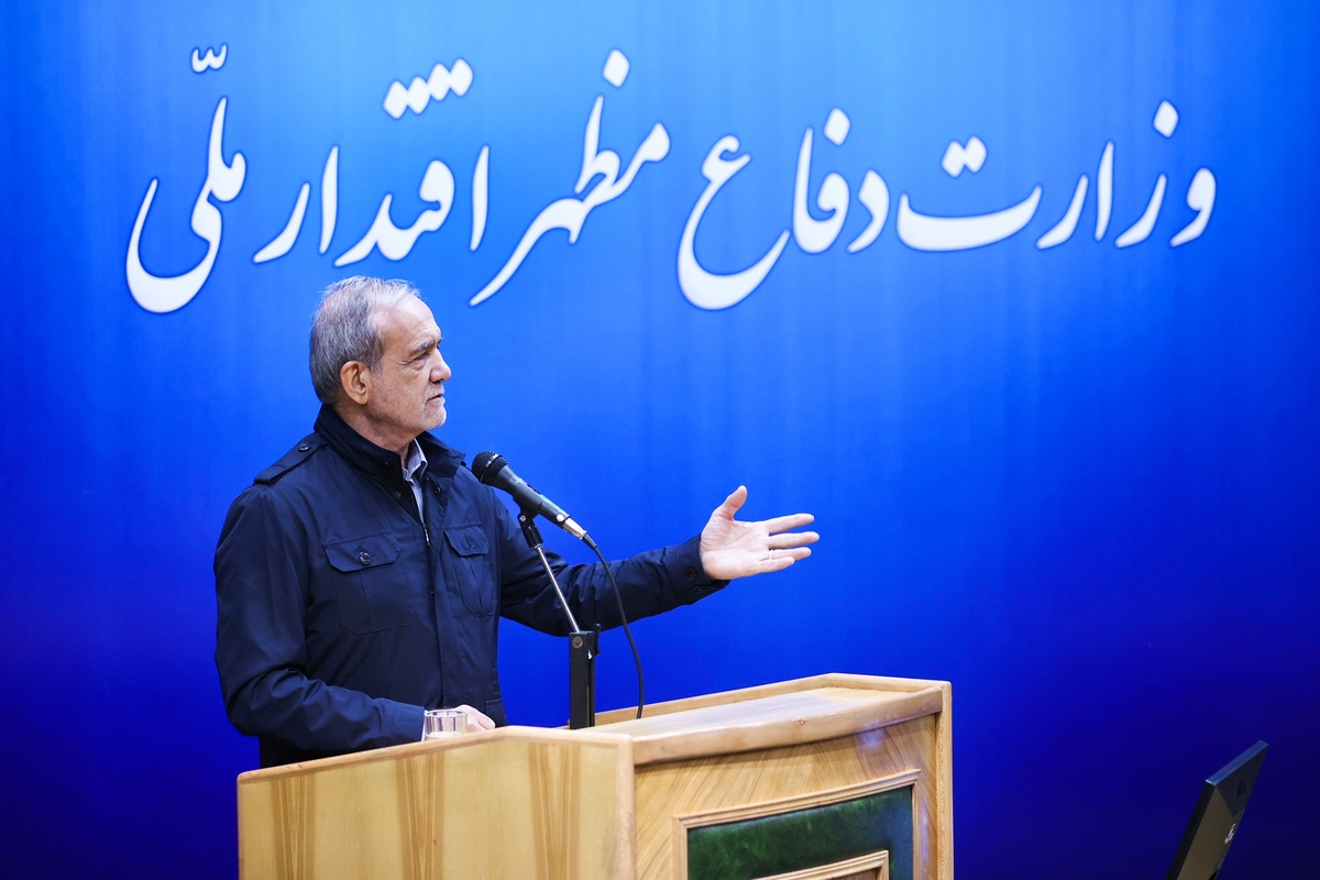 رئیس جمهور: ظرفیت‌های وزارت دفاع می‌تواند کمک بزرگی به ساماندهی ناترازی‌ها کند