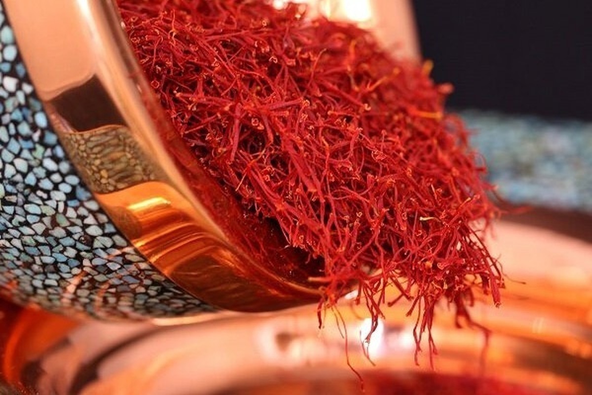 دوسوم نگین زعفران تولیدی در کشور صادر می‌شود