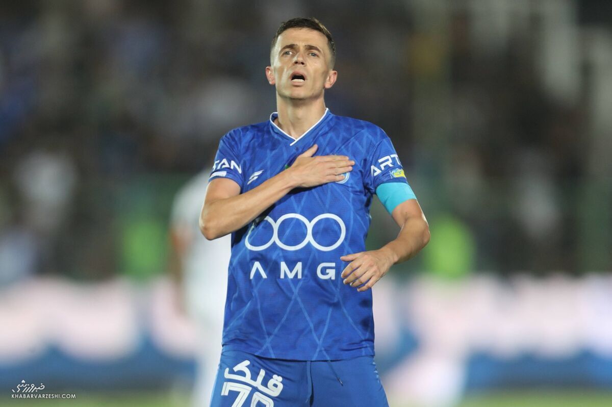 آسانی با صفر دقیقه بازی مقابل انگلیس به تمرین استقلال برگشت