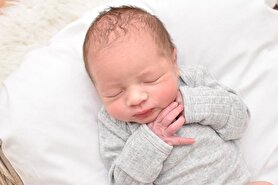 آغوش مادر؛ نخستین واکسن نوزاد