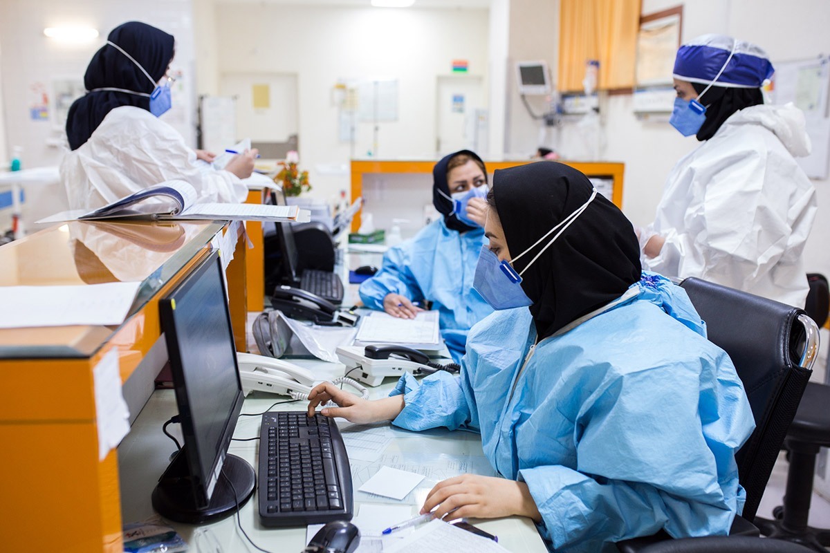 نماینده مجلس: تعهد عدم بارداری از پرستاران در بخش خصوصی غیرقانونی است