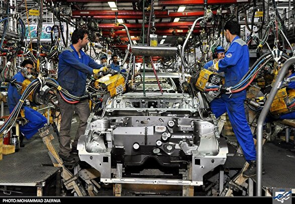 آتش بنزین دامن خودروسازان را میگیرد؟ | درباره خط و نشان رئیس جمهور برای خودروسازان