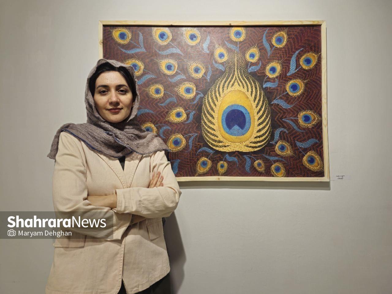 بازی هنرمندانه چشم و ذهن با دنیای رنگ‌ها | نگاهی به نمایشگاه نقاشی «کوک‌نقش» در گالری رادین مشهد