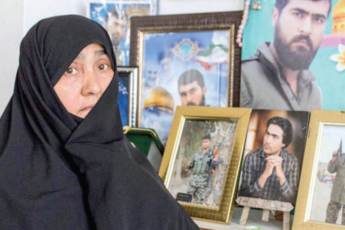 دلتنگم پسرم | روایت مادری که جوانش را راهی میدان دفاع از حریم اهل‌بیت کرد