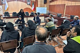 نشست بررسی موانع دریافت گواهینامه رانندگی برای ناشنوایان