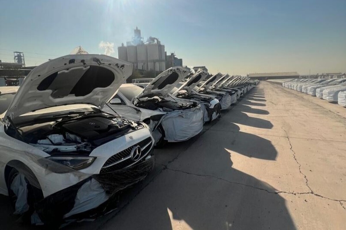 بنز‌های وارداتی جانبازان به گمرک رسید (۲۸ آبان ۱۴۰۴)