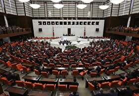 ویدئو | زد و خورد نمایندگان در پارلمان ترکیه