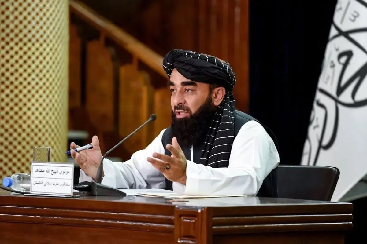 ذبیحالله مجاهد: به گفتوگو با پاکستان متعهدیم، اما به هر تجاوزی پاسخ میدهیم