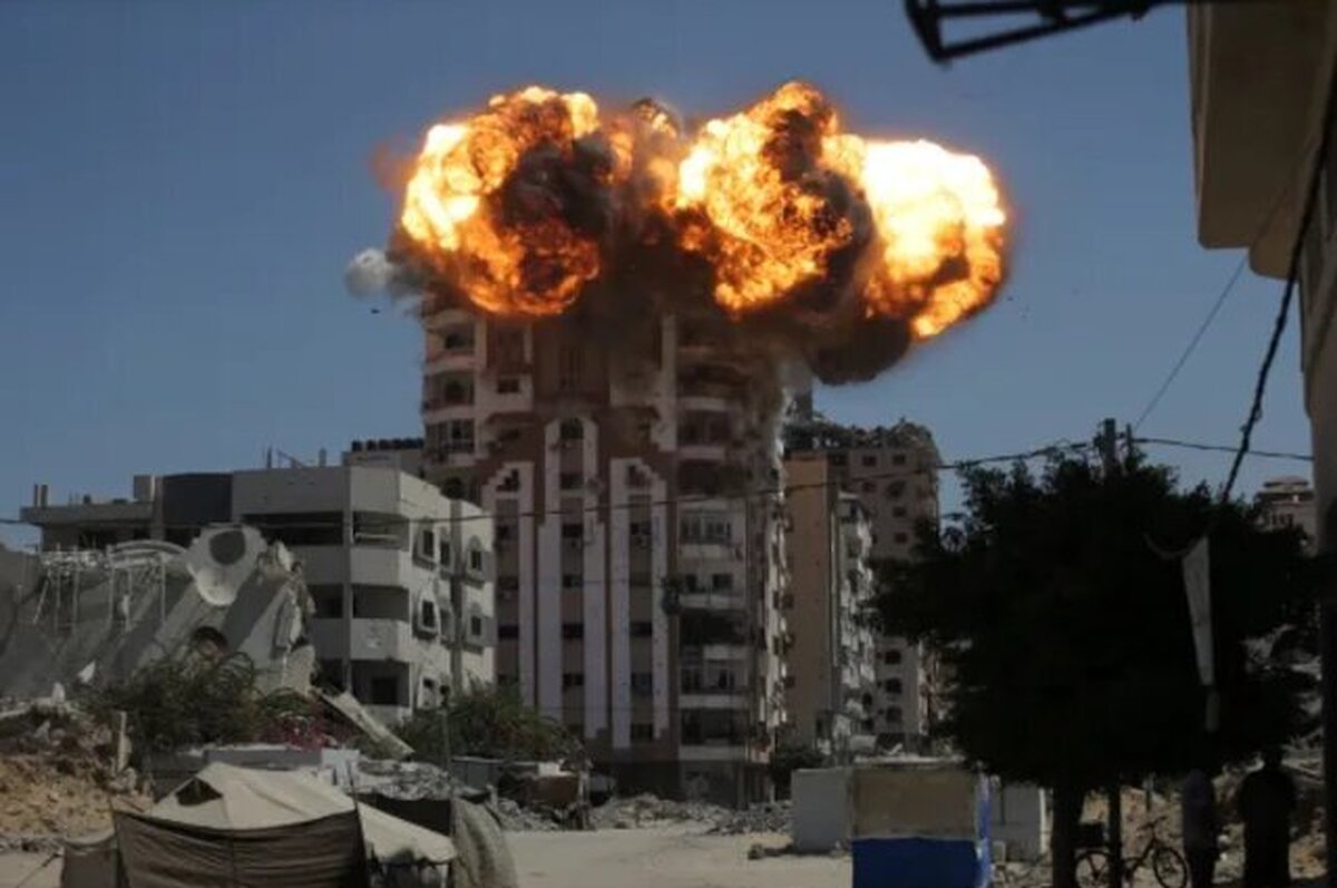 حملات شدید اسرائیل به نوار غزه + فیلم و تصاویر (۶ آبان ۱۴۰۴)