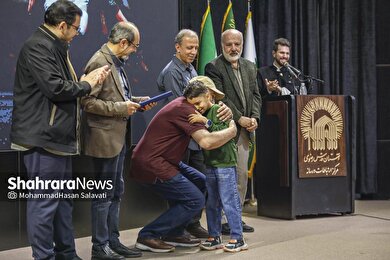 گزارش تصویری | اختتامیه شانزدهمین جشنواره سراسری تئاتر مردمی بچه‌های مسجد