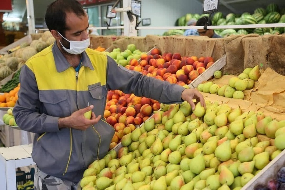 اتحادیه بارفروشان مشهد قیمت امروز میوه و صیفیجات در میادین ترهبار مشهد را اعلام کرد.