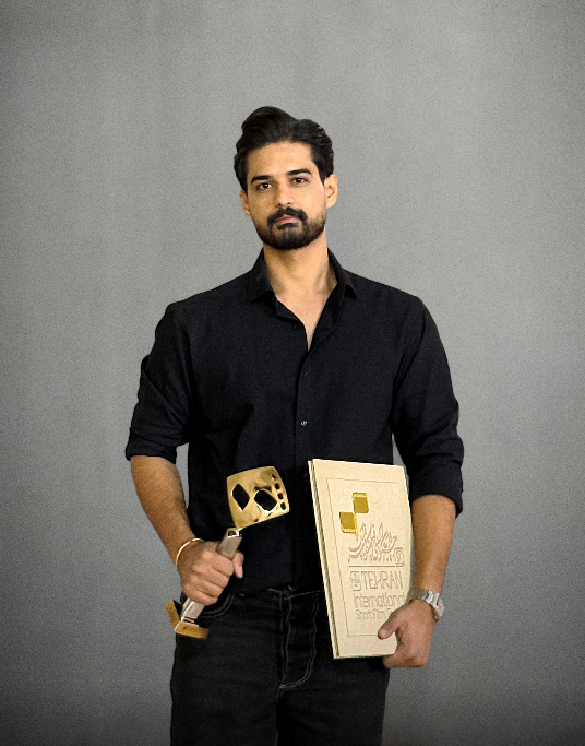 ذره شخصی‌ترین تجربه من در مسیر ساخت فیلم کوتاه است | بیان هنری فیلم‌های پر سر و صدای امسال قابل بحث است 