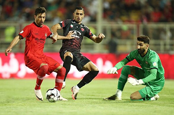 تاریخ و ساعت بازی تراکتور و پرسپولیس (۸ آبان ۱۴۰۴) | جنگ مهاجمان