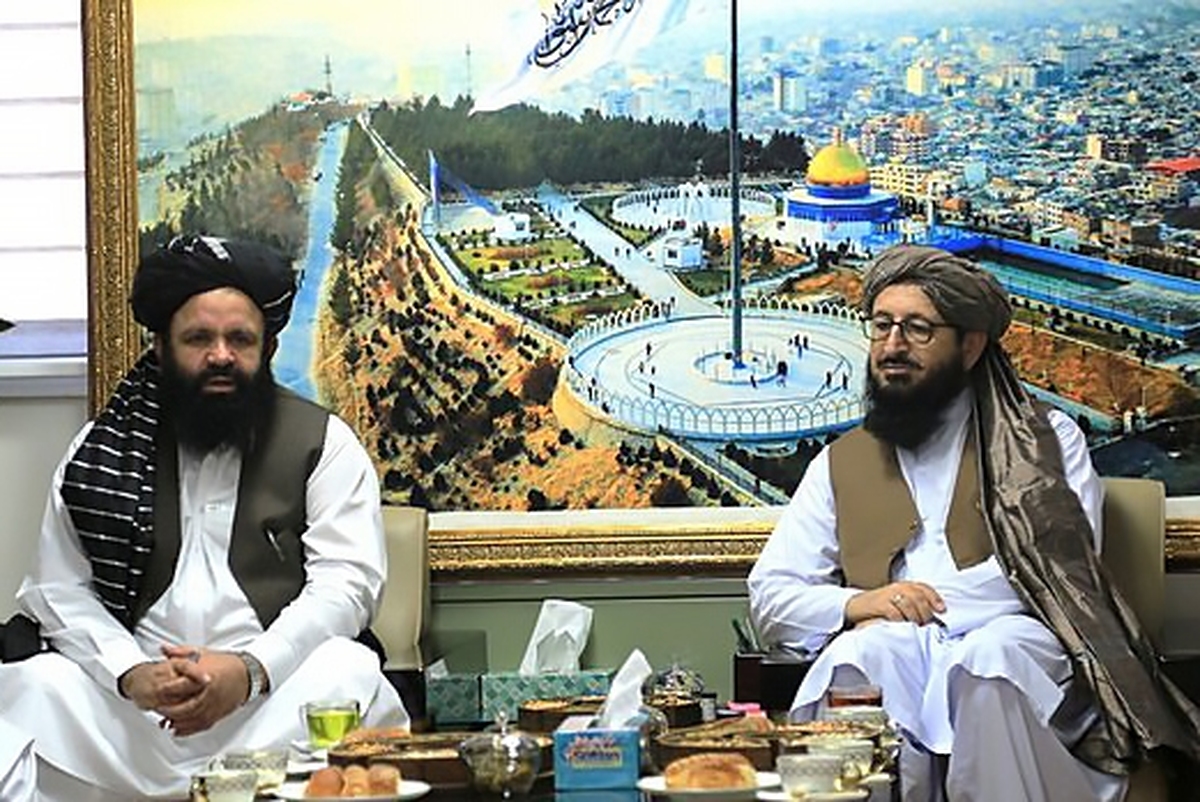 معاون وزیر کشور حکومت سرپرست افغانستان به سفارت کشورش در تهران رفت