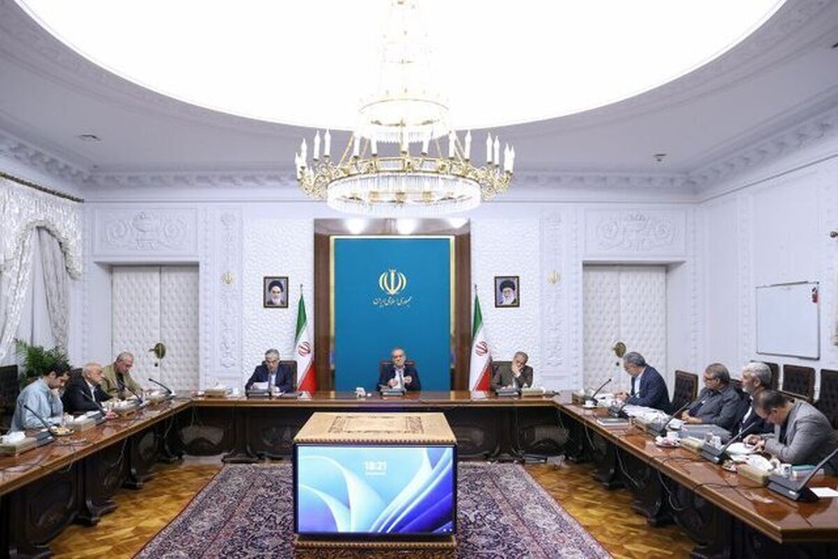 پزشکیان به دانشگاههای پیام نور و فرهنگیان فرصت یک هفتهای داد