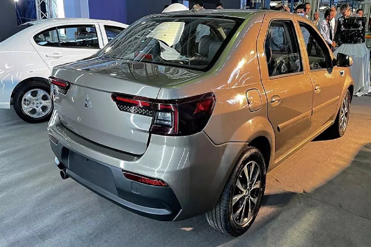 بیش از ۵۷ درصد، سهم محصولات غیرنفتی از سبد صادرات سال گذشته | ۸۰ درصد از خط تولید ال۹۰، ایرانی است