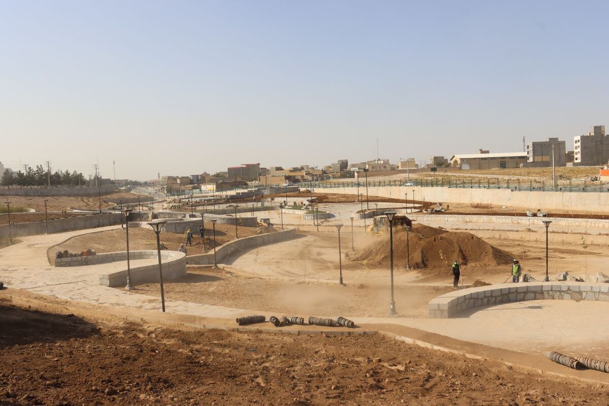 معاون محیطزیست و خدمات شهری شهرداری مشهد از افزایش ۷۲ هزار مترمربعی فضای سبز مشهد تا ماه آینده خبر داد.