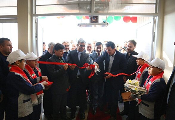 دبستان ۱۲ کلاسه «جعفر برزگر» در حاشیه شهر مشهد افتتاح شد | تاکنون بیش از ۵۲ هزار دانش آموز  اتباع در مدارس ثبت نام کرده‌اند