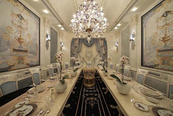 الزام پرداخت مالیات ۸ درصدی از اول دی ماه برای صنوف رستوران، کافی‌شاپ و سفره‌خانه سنتی