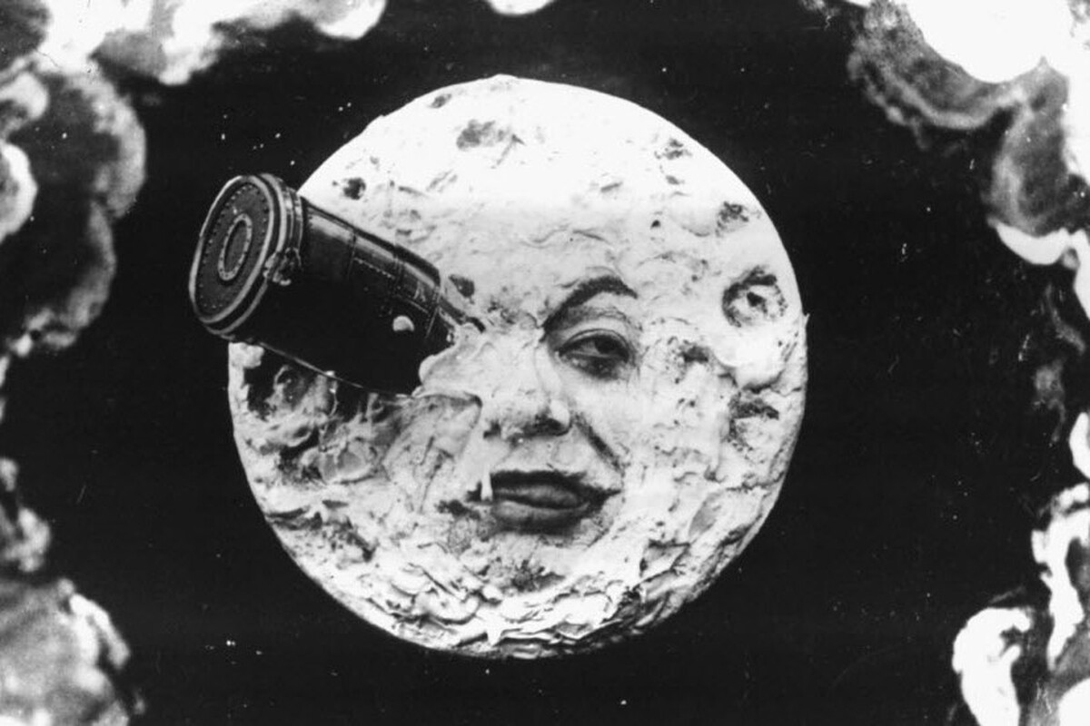 درباره «سفر به ماه» اولین فیلم علمی‌تخیلی تاریخ سینما | سفینه فضایی در چشم ماه + فیلم