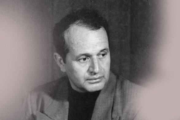 صدایی که زیر آوار نماند | درباره ایرج بسطامی خواننده آواز‌های اصیل ایرانی