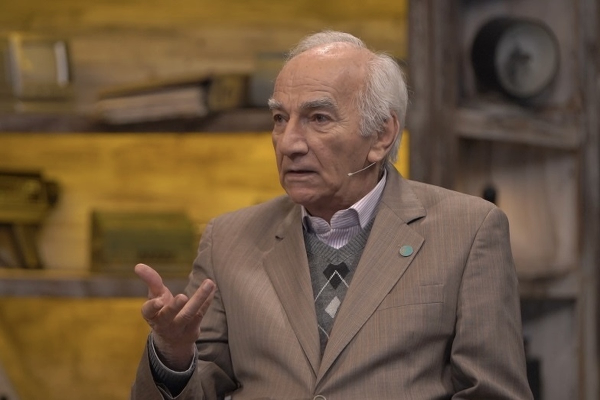 رضا بنفشه‌خواه: آرزو دارم نقش فردوسی را بازی کنم