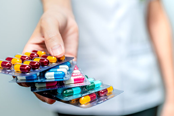 راهکار وزیر بهداشت برای مهار بحران آنتی‌بیوتیک