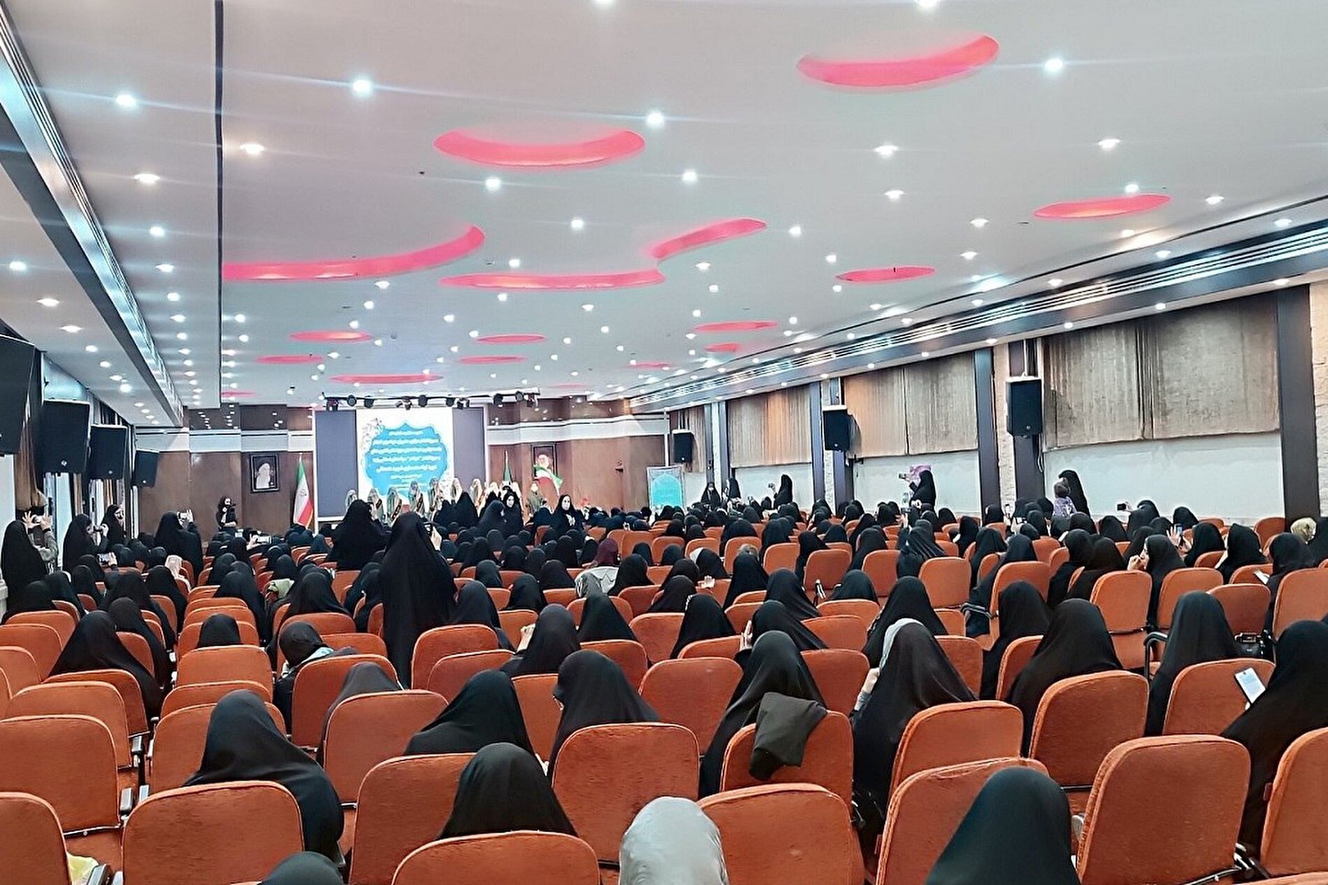 مشهدالرضا(ع)، میزبان نخستین دوره توانمندسازی فرماندهان بسیج خواهران سراسر کشور + فیلم