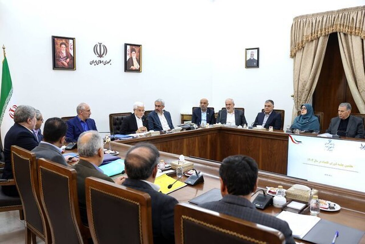 عارف در شورای اقتصاد: ظرفیت‌سازی خوبی برای تولید برق از محل نیروگاه‌های تجدیدپذیر انجام شد