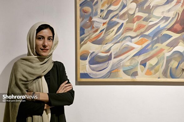 ظرفیت بالای نستعلیق در نگاه بانوی هنرمند مشهدی | نقاشی‌خط، یک هنر جهانی است