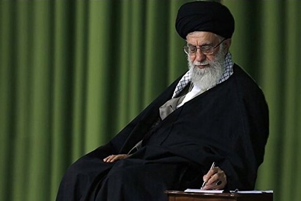 تسلیت رهبر انقلاب به معاون رئیس‌جمهور در پی درگذشت همسر ایشان