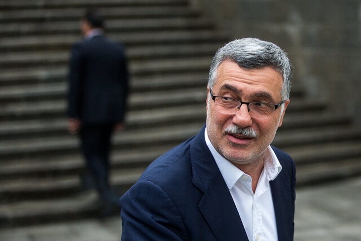 توصیه وزیر بهداشت خطاب به مردم: واکسن بزنید