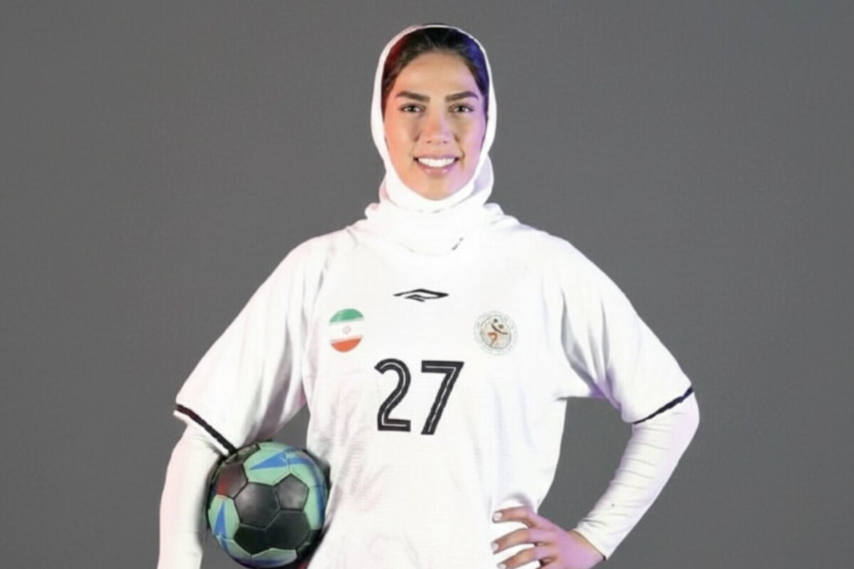 دختر «ورژن طلایی» هندبال ایران | ۱۴ سال جنگندگی روی خط پرتاب